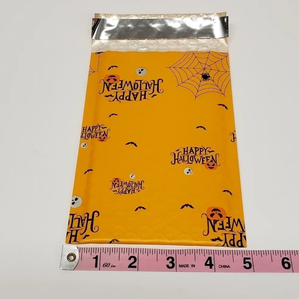 21 Happy Halloween 5x7 Padded Bubble Mailers